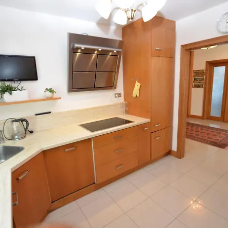 شقة Pretty In With Garden, Balcony, Parking Poděbrady